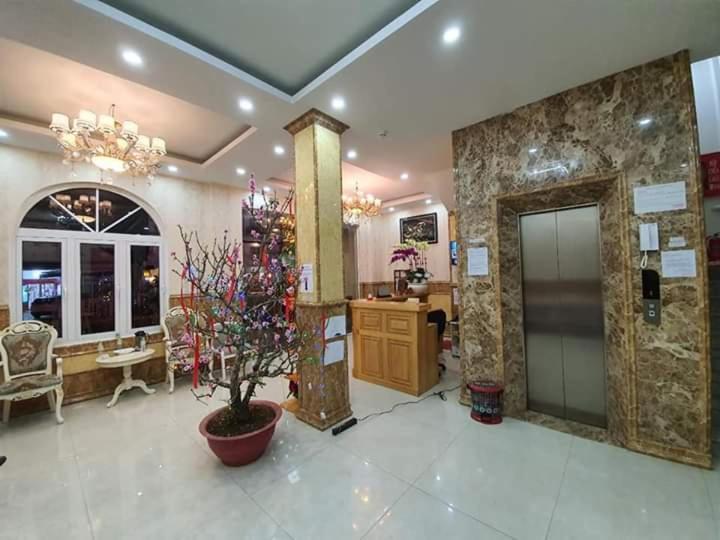 Bong Lua Vang Hotel 달랏 외부 사진